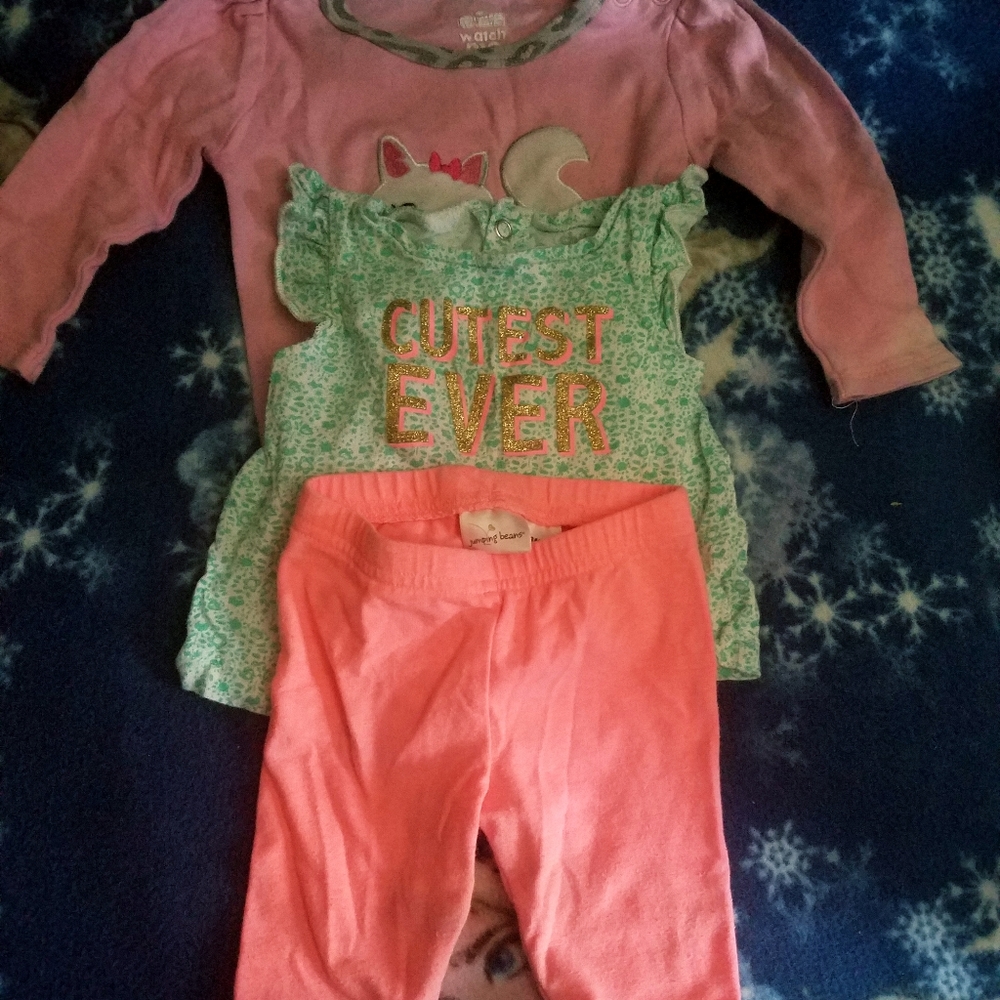 🎈💙2 leggings 1 shirt